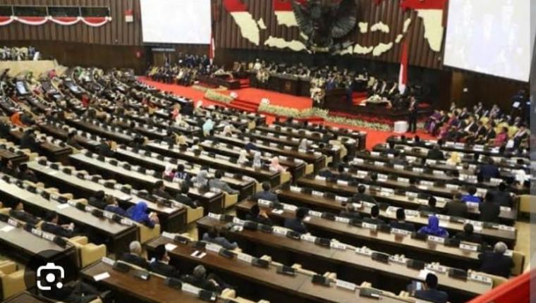 DPR Harus Jadi Corong Rakyat