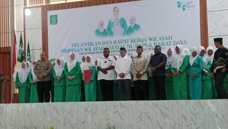 Gubernur Elisa Kambu : Fatayat NU PBD Harus Lebih Aktif Ditengah Masyarakat