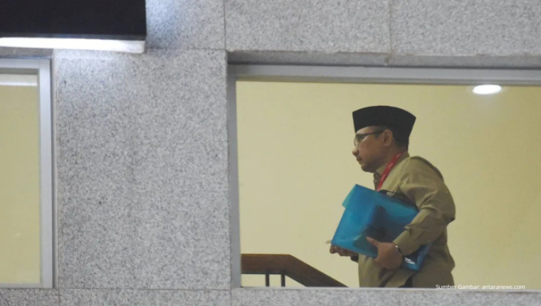 KPK Sita Dokumen dan Barang Bukti Elektronik dari Rumah Mantan Menag Yaqut Cholil Qoumas