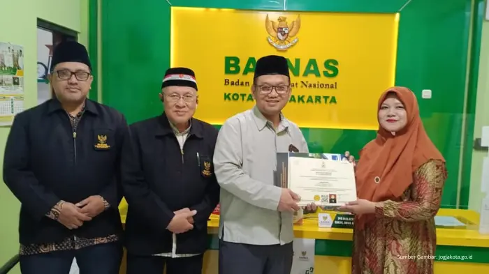 BAZNAS Kota Yogyakarta Serahkan 41 Sertifikat Pendidik kepada GPAI Lulusan PPG