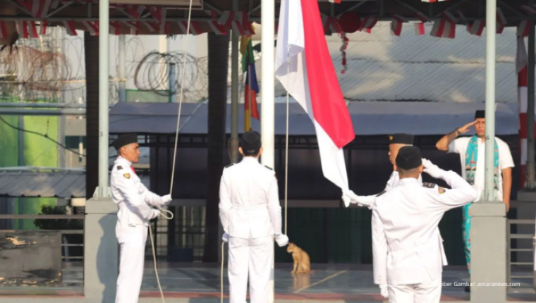 Napiter Kibarkan Merah Putih di Lapas Cipinang, Air Mata Iringi Upacara HUT ke-80 RI