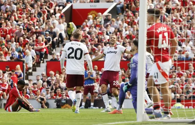 Manchester United Tumbang di Kandang, West Ham Curi Kemenangan di Old Trafford