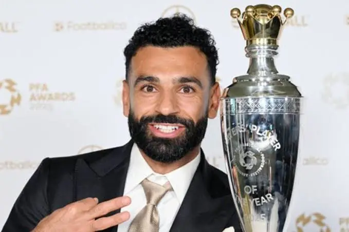 Mohamed Salah Raih Gelar PFA Player of the Year 2024/2025