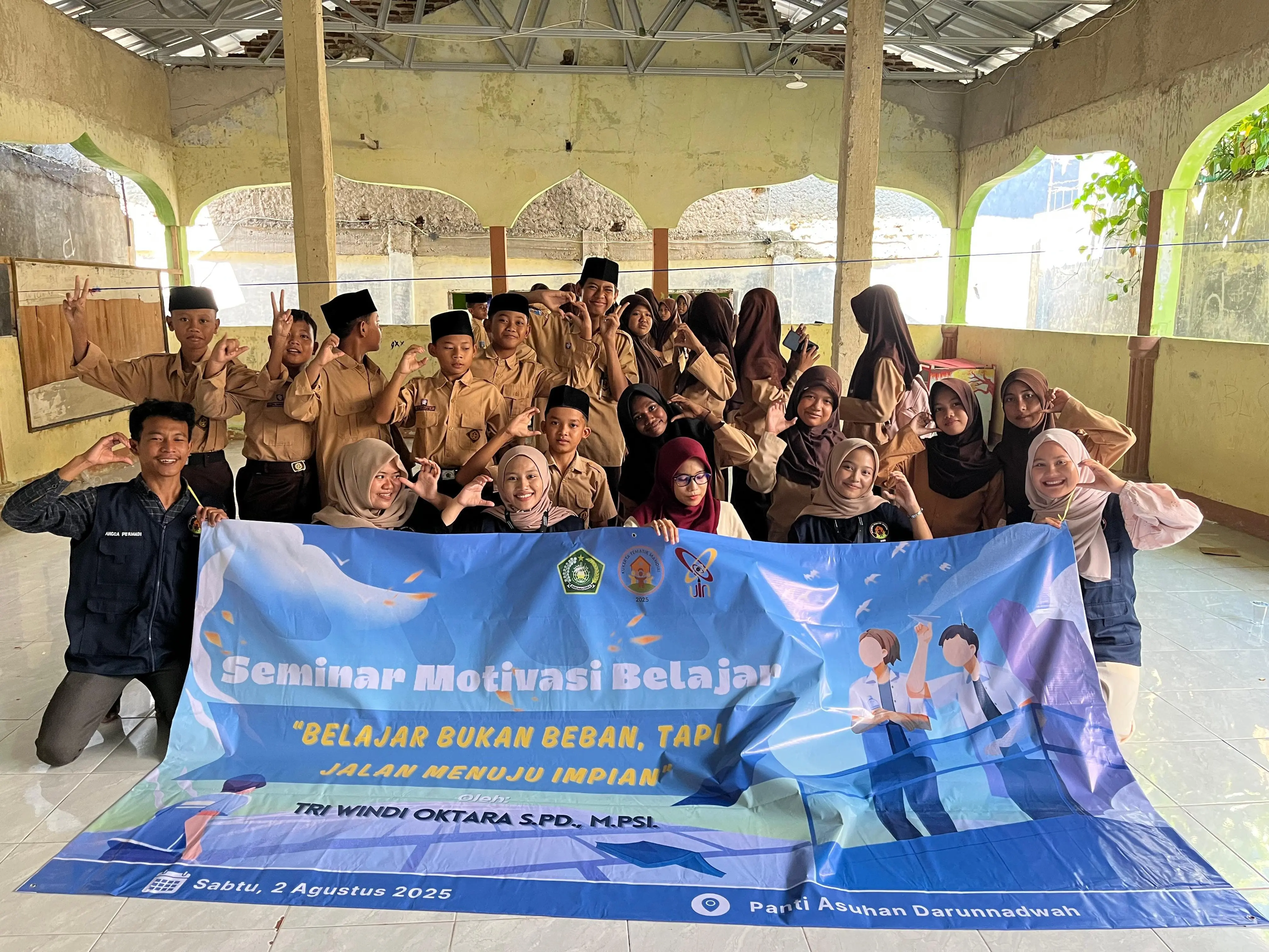 Belajar Bukan Beban: KKN Tematik 018 UIN SMH Banten Tanamkan Semangat Raih Impian di Daarunnadwah