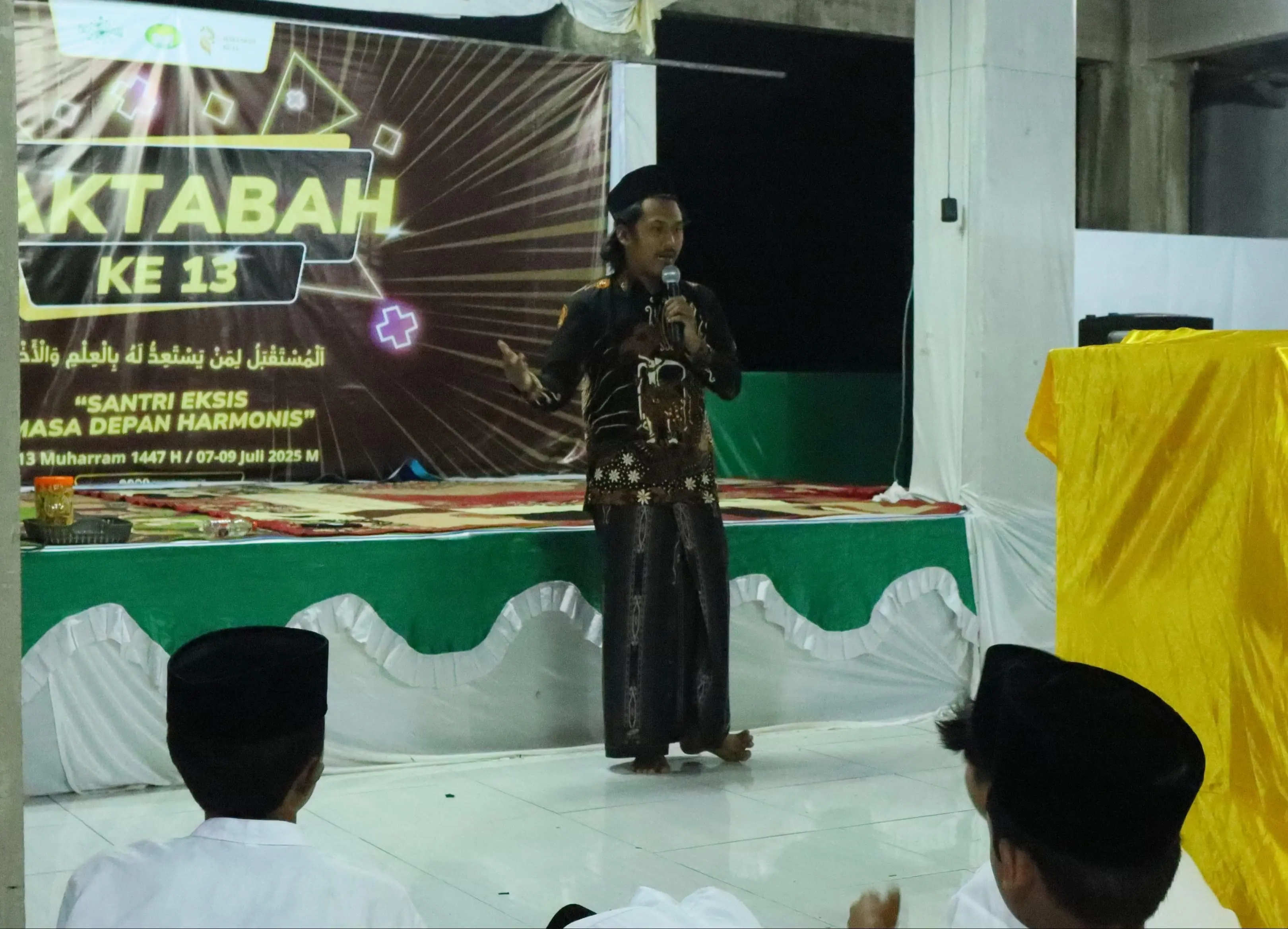 Munakahah Sosial: Struktur Kekuasaan dan Solidaritas dalam Tradisi Pesantren