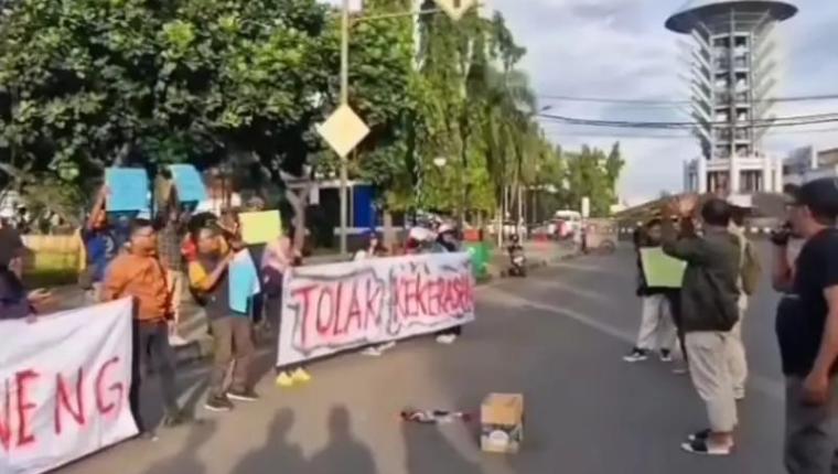 Wartawan Cilegon Gelar Aksi Solidaritas, Desak Usut Tuntas Kasus Penganiayaan Jurnalis