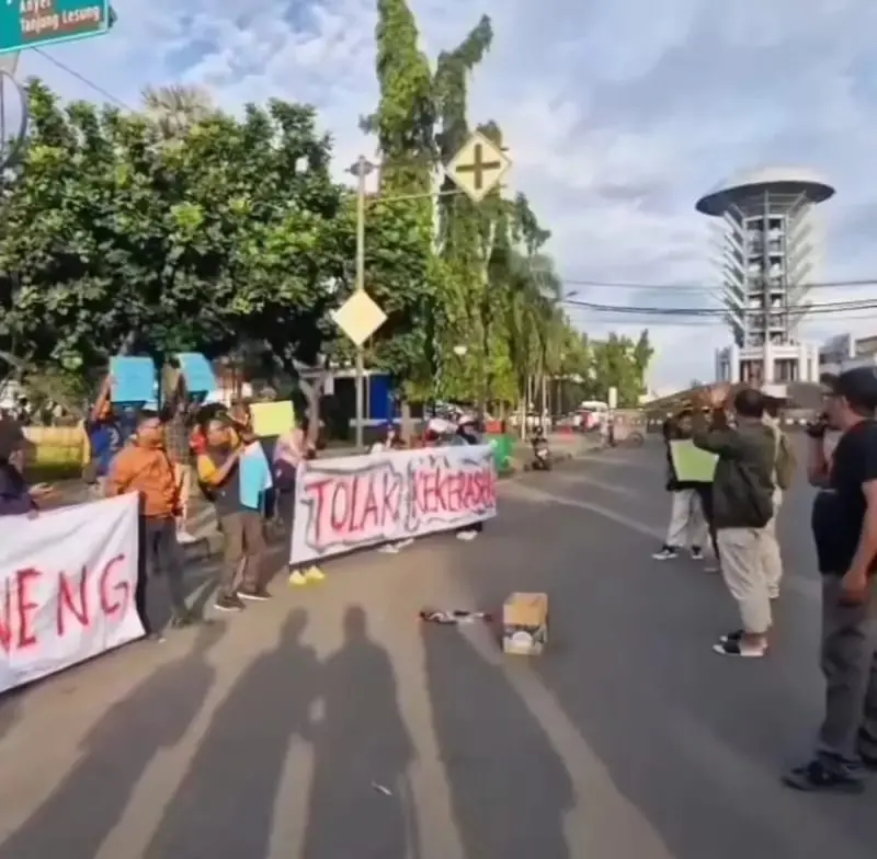 Wartawan Cilegon Gelar Aksi Solidaritas, Desak Usut Tuntas Kasus Penganiayaan Jurnalis