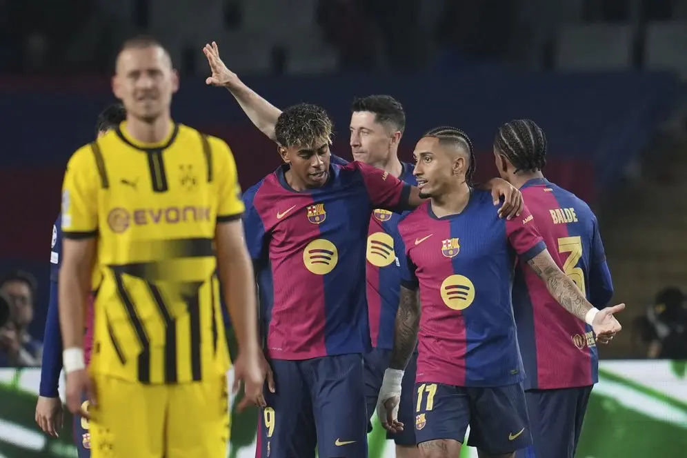 Barcelona Bungkam Borussia Dortmund di Leg Pertama Perempat Final Liga Champions