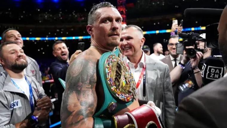 Oleksandr Usyk Tutup Pintu untuk Tyson Fury, Bidik Pemenang Parker vs Wardley