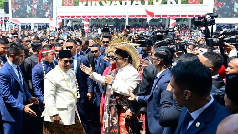 Paskibraka 2025 Bangga Kibarkan Merah Putih di Hadapan Presiden Prabowo