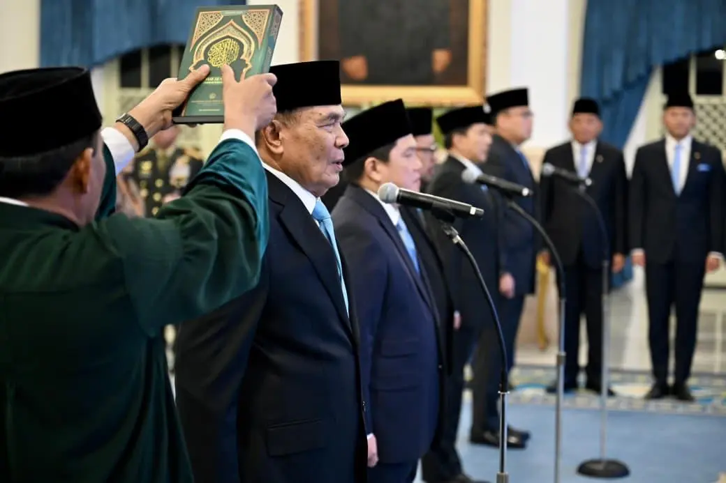 Prabowo Lantik Dua Menteri serta Tiga Wakil Menteri Kabinet Merah Putih