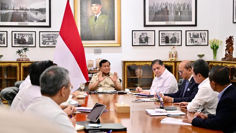 Ratas di Istana Bahas Perpanjangan Insentif Pajak dan Perluasan Jaminan Perlindungan Pekerja