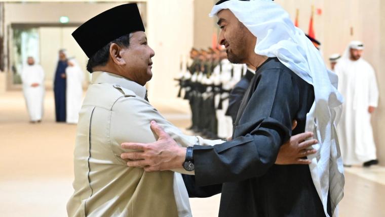 Presiden Prabowo Tiba di Abu Dhabi untuk Bertemu Presiden MBZ