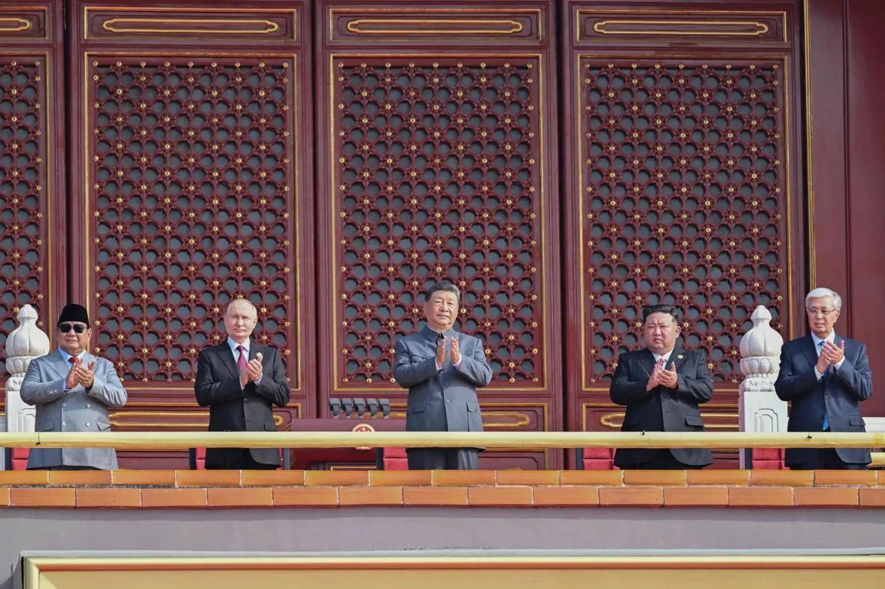 Lawatan Singkat di Beijing, Prabowo Bertemu Putin untuk Pertemuan Khusus