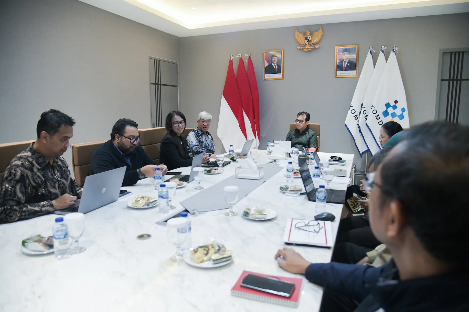 Wamenkomdigi Nezar Patria:  Regulasi dan Uji Etik Dibutuhkan Sebelum AI Kesehatan Digunakan Secara Massal