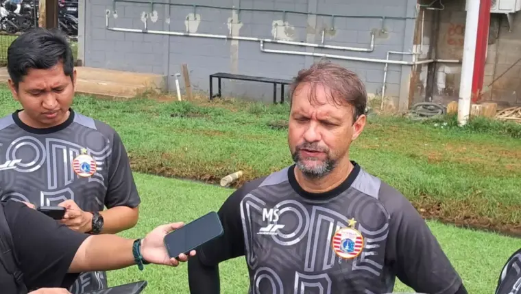 Pelatih Persija Waspadai Persis Solo Jelang Laga BRI Super League 2025/2026