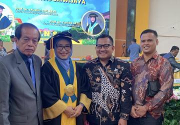 Pidato Guru Besar Farida :  Asal Mula Nama Pempek Adalah Kelesan