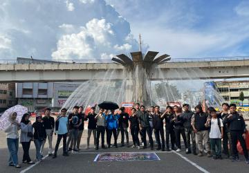 BEM Universitas PGRI Palembang Kabinet Jayasena Gelar Aksi "Tabur Tuai" di Tengah Kunjungan Presiden