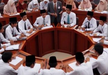 Generasi Muda Perlu Melek Politik