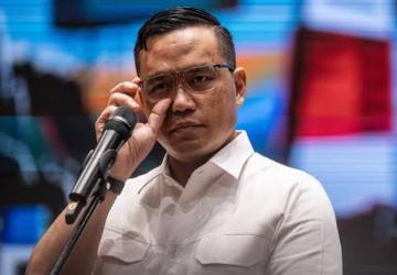 Kasus Korupsi di PT. Pertamina: Dirut Simon A. Mantiri, Meminta Maaf Kepada Seluruh Masyarakat