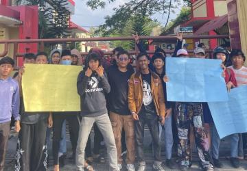 Massa IMPSU Desak Kapolres Langkat Tindak Tegas Pembuat Onar di Pabrik Es Batu Kristal Stabat