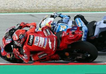 Alex Marquez Balas Dendam di Catalunya, Putus Rekor Kemenangan Marc Marquez