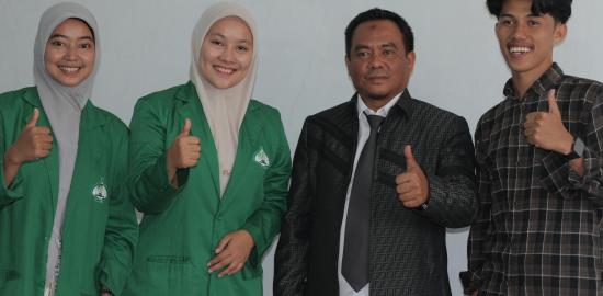 Dekan FEBI UIN Syekh Ali Hasan Ahmad Addary Sambut Baik Prestasi Mahasiswa