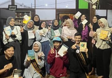 Menghidupkan Literasi: Komunitas Baca Aksaraya Semesta Gelar Baca Bareng dan Workshop Sabun Cuci Tangan