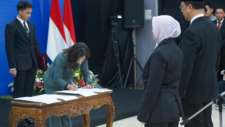 Menkomdigi Sempurnakan Jajaran Eselon 2