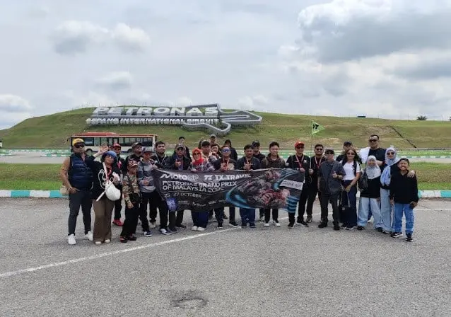 Fans Indonesia Ramaikan Euforia MotoGP Malaysia 2025 di Sirkuit Sepang