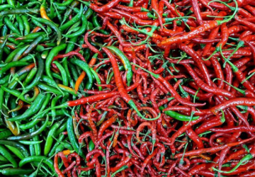 Harga Cabai Melonjak, Telur dan Minyak Juga Naik, Bawang Malah Turun