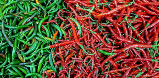 Harga Cabai Melonjak, Telur dan Minyak Juga Naik, Bawang Malah Turun