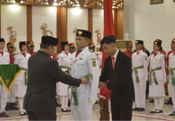 Wali Kota Kukuhkan 38 Anggota Paskibraka Kota Yogyakarta untuk HUT ke-80 RI