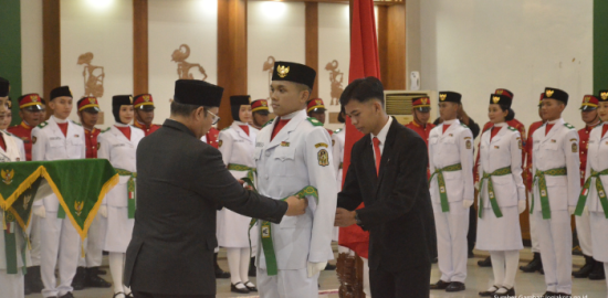 Wali Kota Kukuhkan 38 Anggota Paskibraka Kota Yogyakarta untuk HUT ke-80 RI