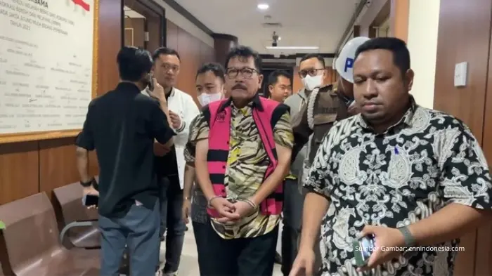 Zarof Ricar Bungkam Usai Ditetapkan sebagai Tersangka TPPU