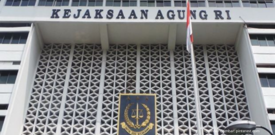 Kejagung Sita Ratusan Helm Mewah hingga Kapal Pesiar Milik Tersangka Suap Ekspor CPO