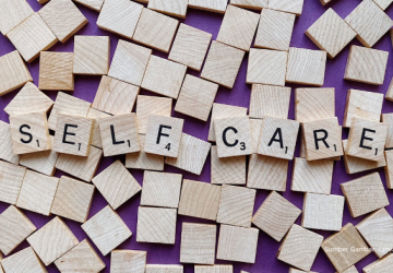 Tantangan Era Modern: Mengapa Self-Care Bukan Lagi Pilihan, tetapi Kebutuhan?