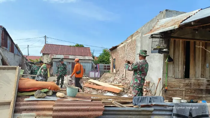 Gempa Magnitudo 6,0 Guncang Bengkulu, Ratusan Rumah Warga Alami Kerusakan
