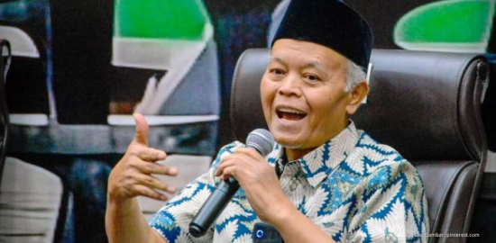 Hidayat Nur Wahid Desak Kemensos Ganti Penerima Bansos yang Terseret Judi Online
