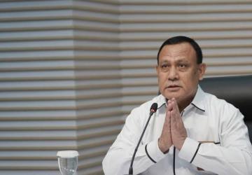 Penyidik KPK Ungkap Firli Bahuri Sebarkan Informasi OTT Sebelum Hasto dan Harun Masiku Ditangkap