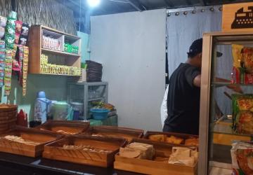 Perkembangan dan Tantangan Pembiayaan di Lembaga Keuangan Syariah   Indonesia: Solusi untuk Penguatan Sektor UMKM