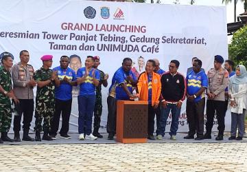 Tower Panjat Tebing di UNIMUDA Sorong Diresmikan Berskala Internasional