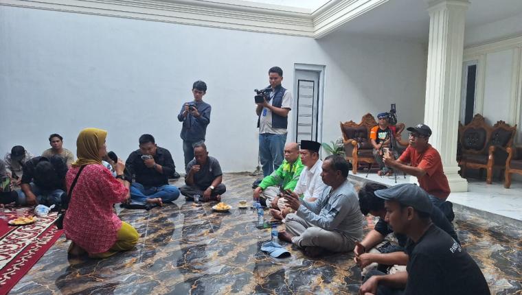 Sejumlah Pekerja PT. Putera Master Sarana Penyeberangan Belum Terima Gaji