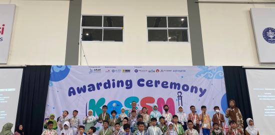 Sukses Gelar Kompetisi Sains Siswa Muslim Indonesia (KOSSMI) 2025, Presiden ABAK Academy: Momentum Pelajar dalam Mengembangkan Sains Indonesia