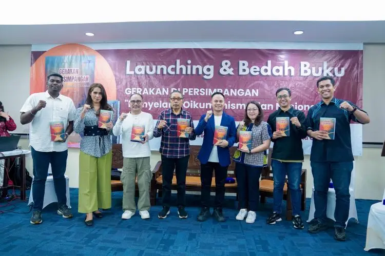 Artinus Hulu, Resmi Luncurkan Buku “Gerakan di Persimpangan”