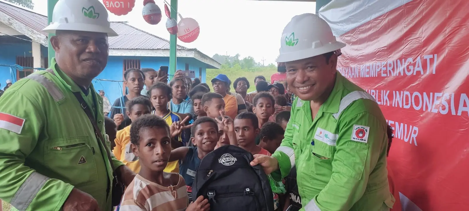 Petrogas Semarak Rayakan HUT RI ke-80 di Kampung Ninjemur Bak Pesta Rakyat
