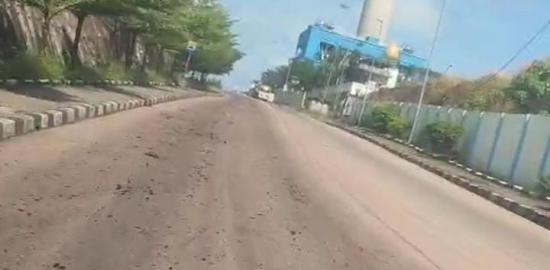 Batu Bara Tercecer dan Cemari Jalan Kawasan PLTU Suralaya, Warga Keluhkan Dampaknya