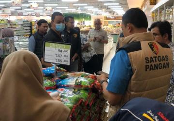 Harga Beras di Cilegon Masih Stabil, Polres dan Disperindag Terus Lakukan Pemantauan