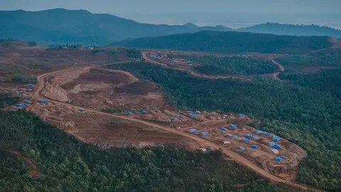 Presiden Prabowo Cabut 4 Izin Tambang di Raja Ampat