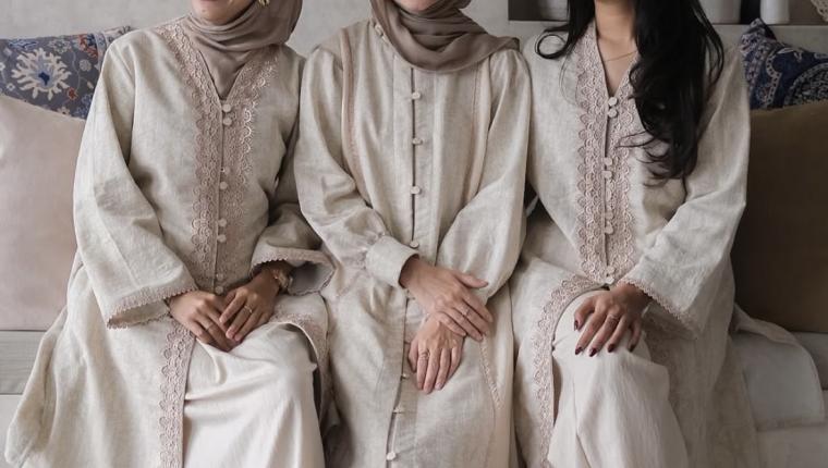 5 Outfit Brand Lokal Tunik Lebaran